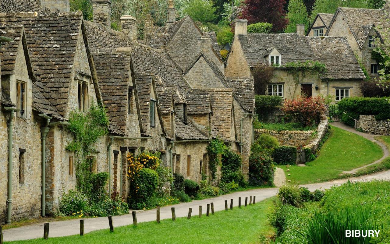 4-Bed Cotswold Getaway With Hot Tub & Gaming Room Churchdown المظهر الخارجي الصورة